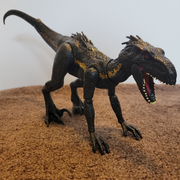 Jurassic World Indoraptor Super Posable 2017 Mattel Dinosaur Toy Action Figure - Picture 4 of 6